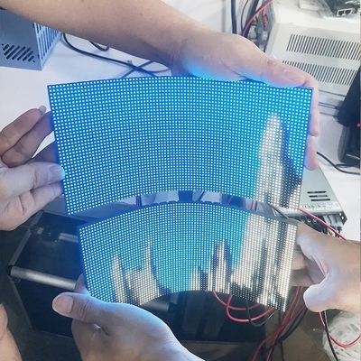 شراء P3mm كرة مرنة شاشة عرض LED إعلان منحنى على شكل online manufacture